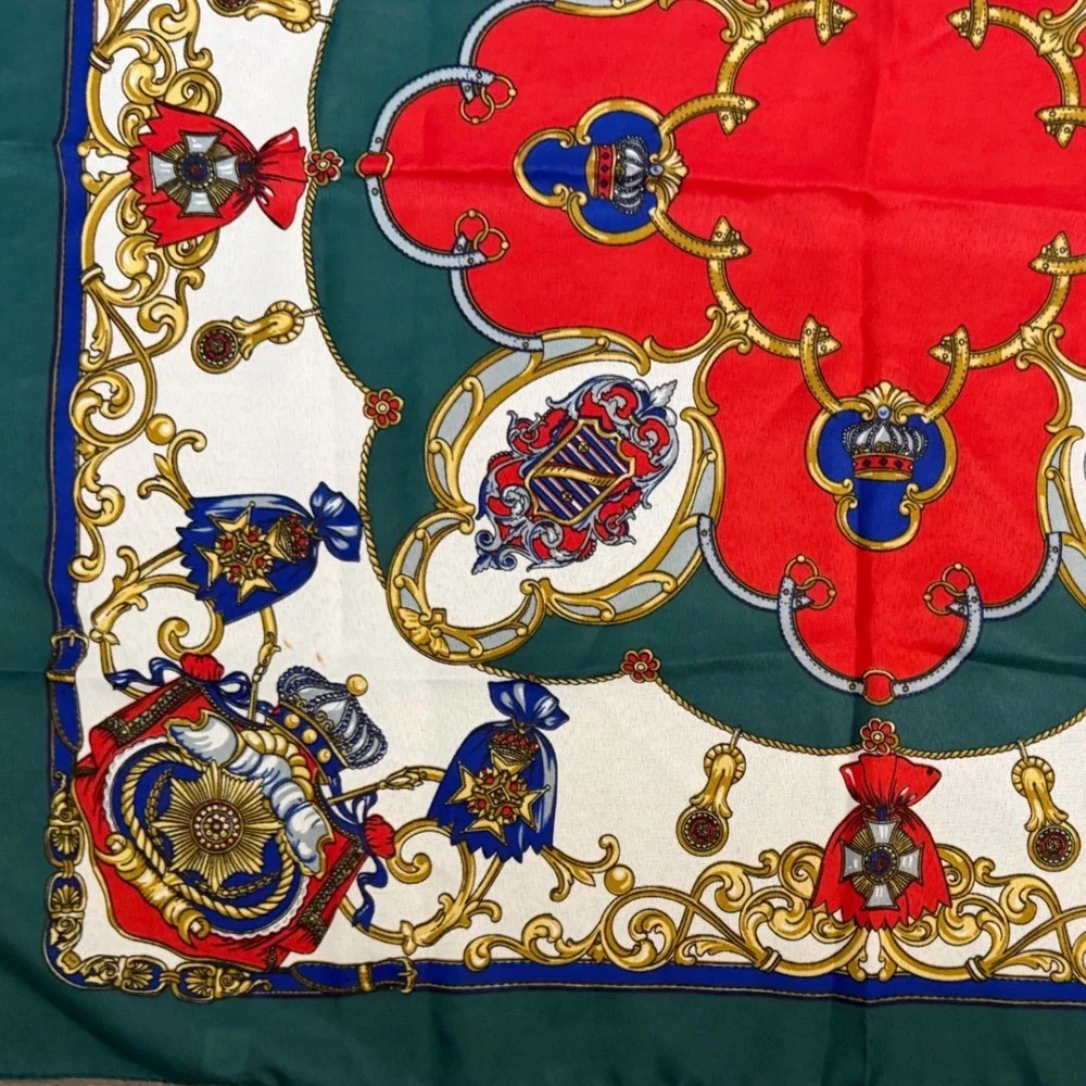 Vintage Baroque Classic Scarf Green Red Gold Heraldic Crest Crown 90s Italy‎
